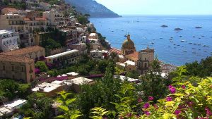 Sorento / Italija - “Grad sunca, cveća i muzike” - najpovoljnije putovanje po vašoj meri. Izaberite avio prevoz i hotelski smeštaj po najpovoljnijim cenama.