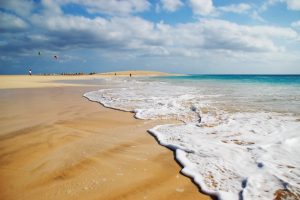Cape Verde - skriveni, tropski "Raj Atlantika. Da li ste znali da je moto ovog lokalnog stanovništa No Stress? Uverite se i sami.